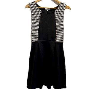 ✨2/$10✨Sz.S-Monteau Los Angeles-A-line, Skater Dress